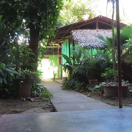 Tambopata Hostel Bambu Puerto Maldonado Eksteriør bilde